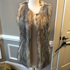 NWT SMALL Exhilaration Faux Fur Vest